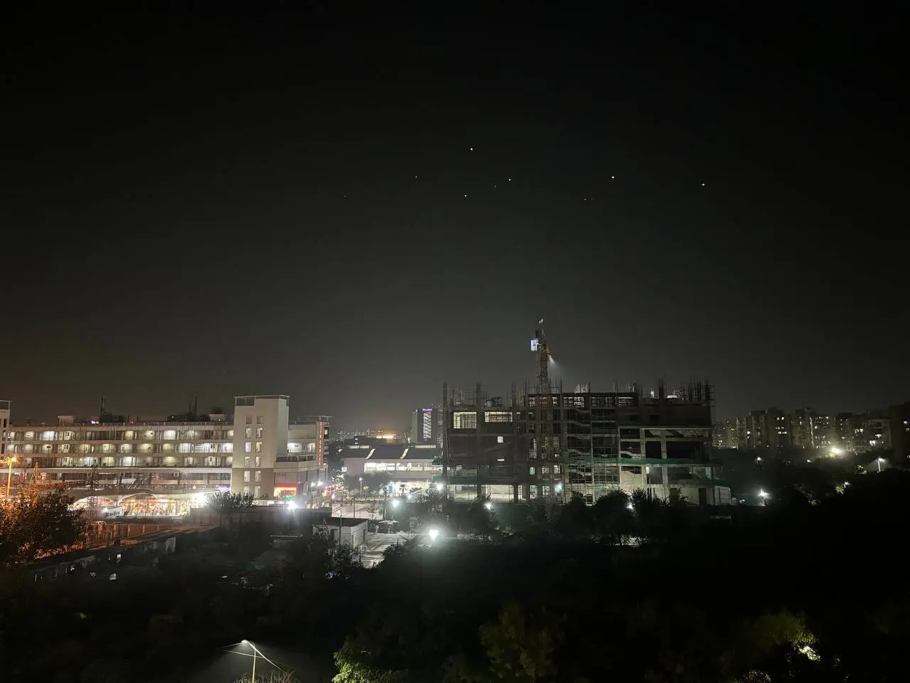Apple iPhone 15 Night Mode OFF Image.