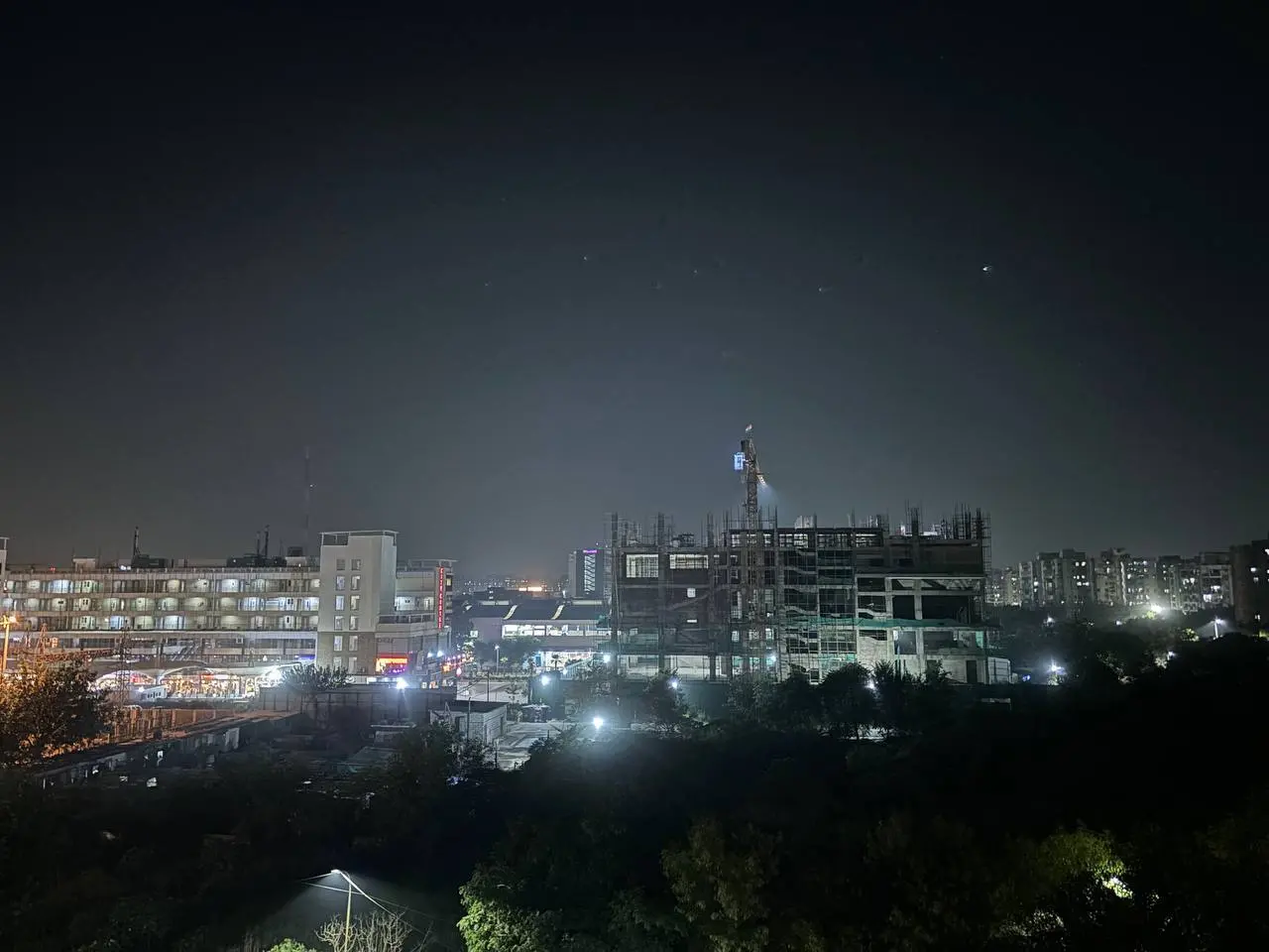 Apple iPhone 15 Night Mode ON Image.