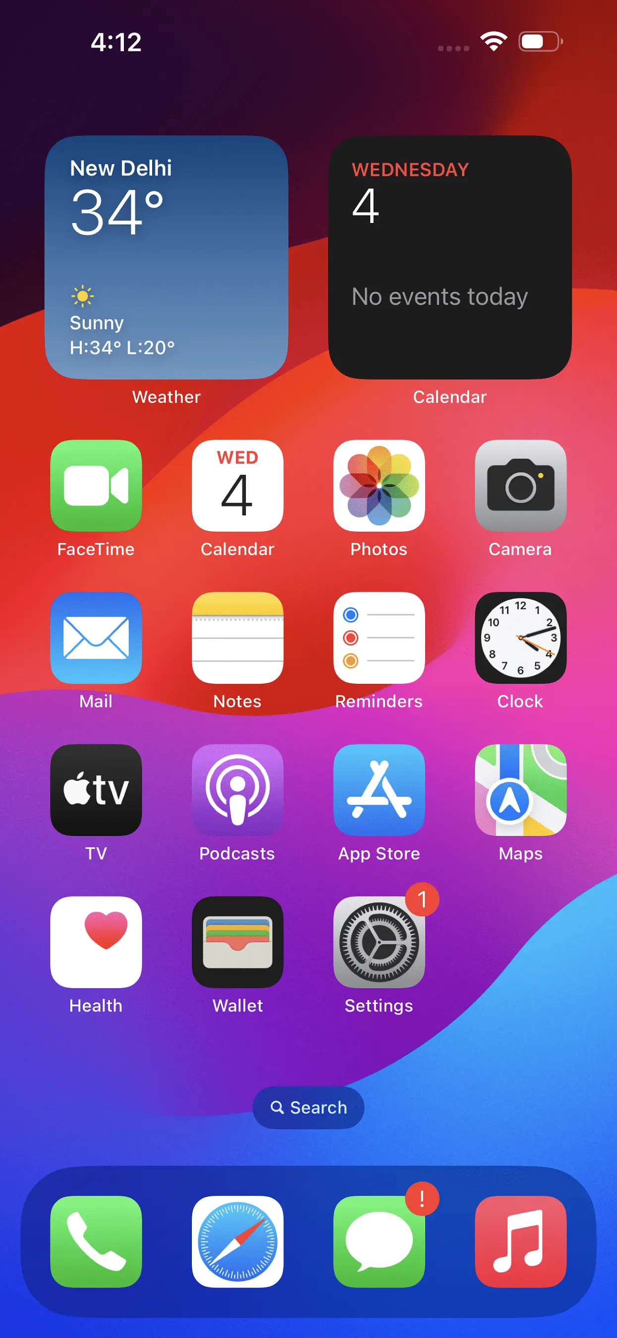 Apple iPhone 15 Pro Max Screen With Widgets Image.