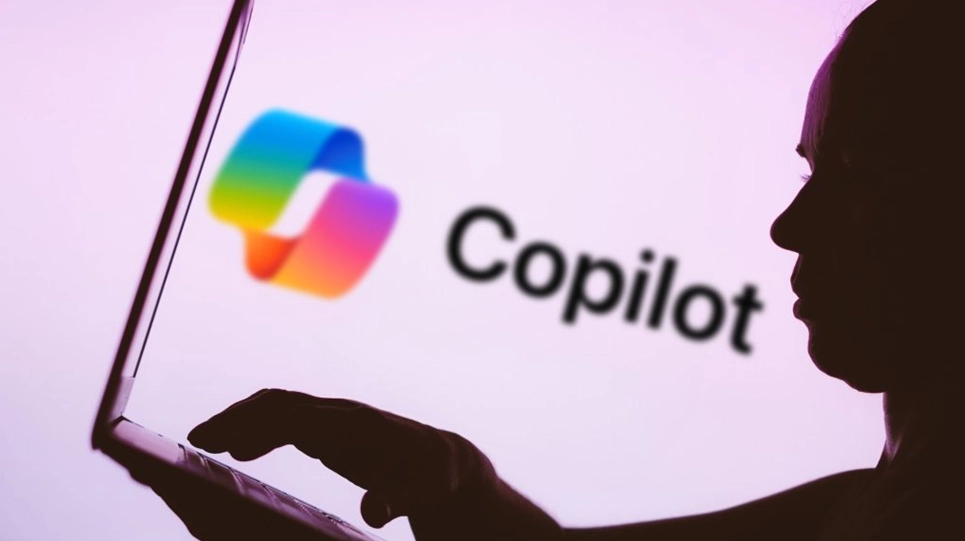 মাইক্রোসফটের কোপাইলট গোপনে ই–মেইলের সারসংক্ষেপ তৈরি করছিল News Image.png