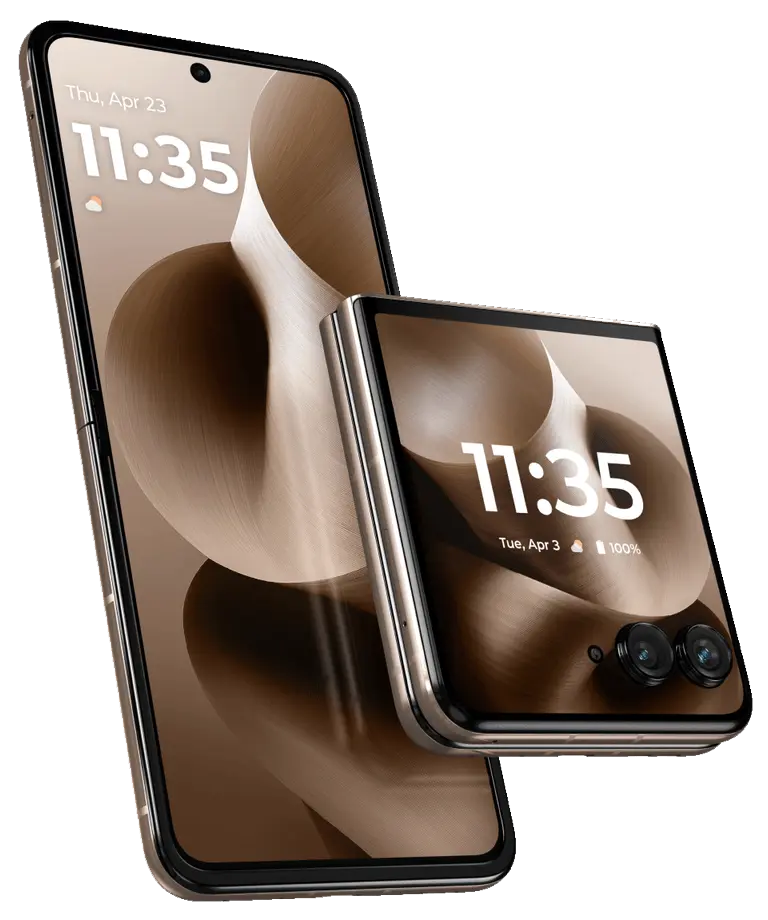 Motorola Razr 60 Ultra 5G Mountain Trail Image.