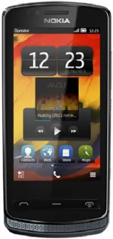 Nokia 700 Cool Grey front Image