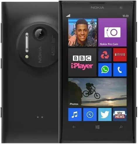 Nokia Lumia 1020 Black Official Image.jpg