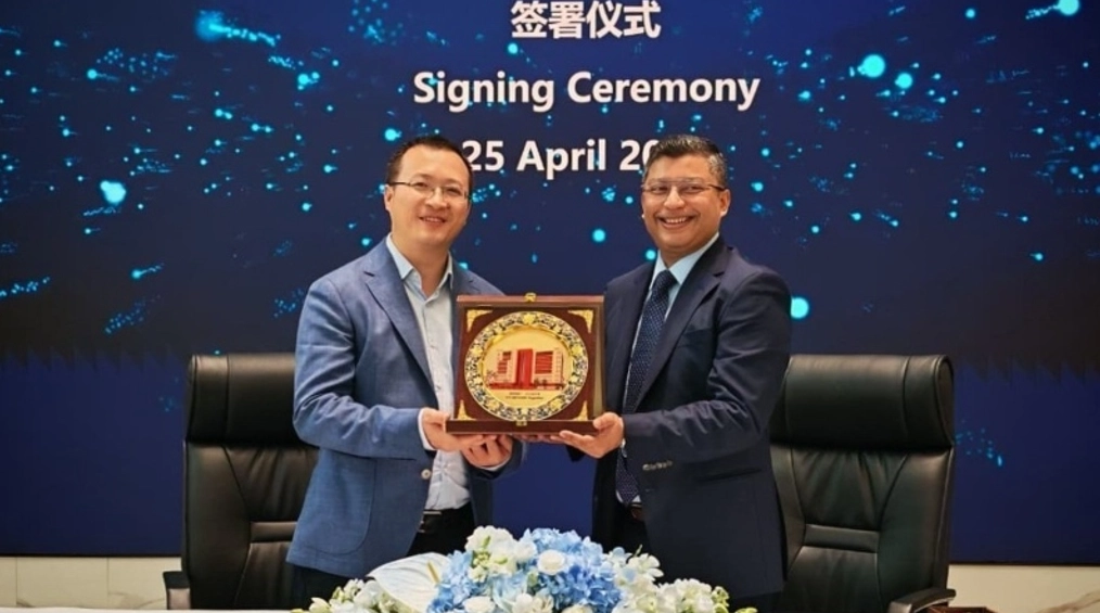 প্রথমবারের মতো বাংলাদেশে স্মার্টফোন তৈরি করতে যাচ্ছে অনার Image.png