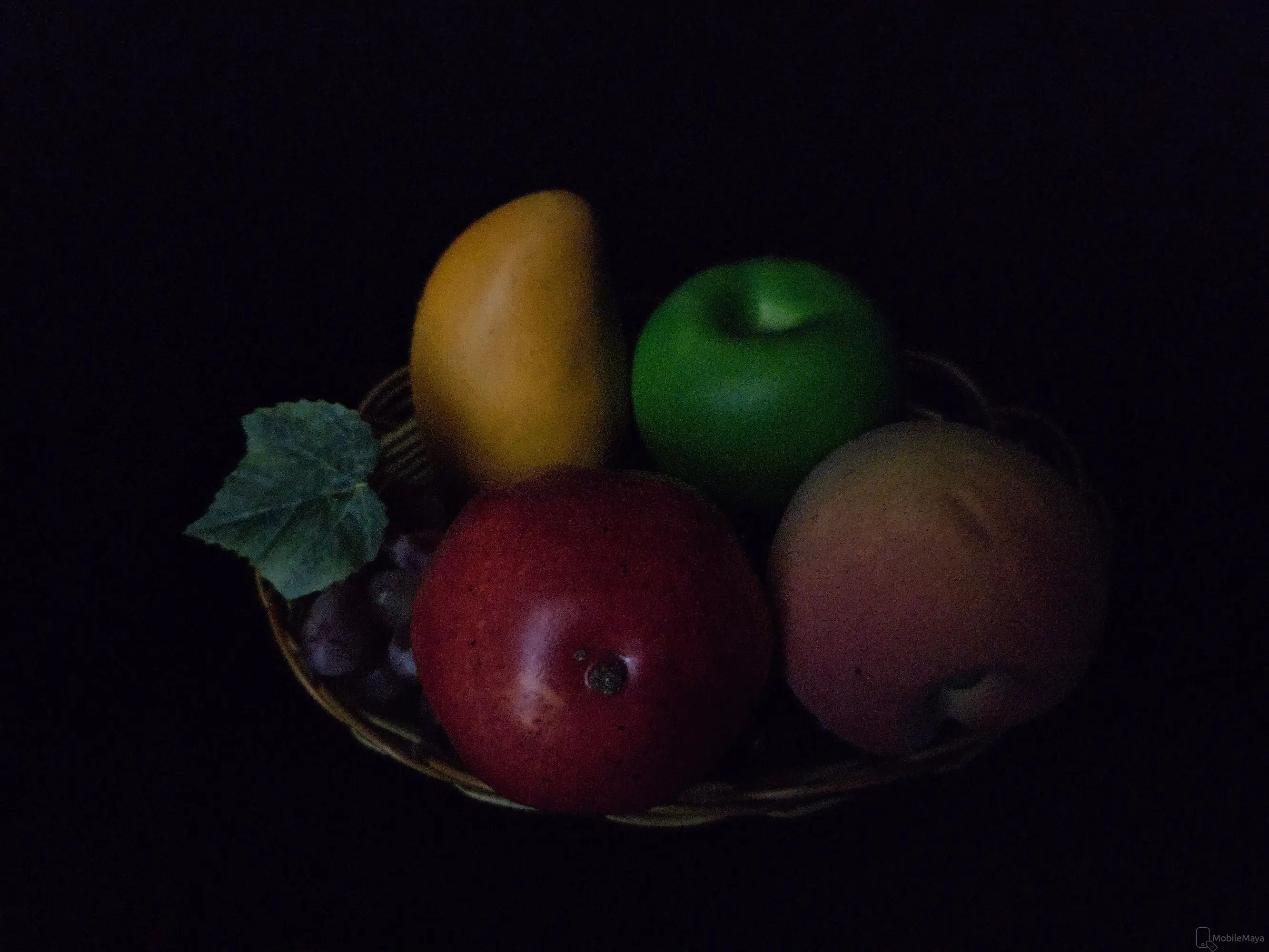 Samsung Galaxy S23 Ultra Low Light Image.
