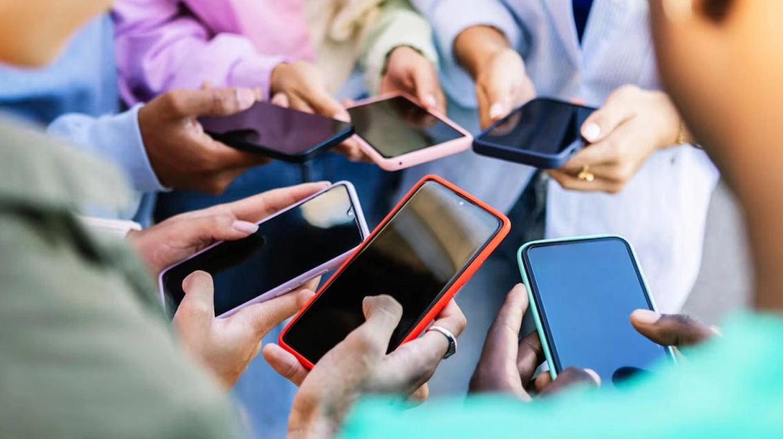 স্মার্টফোনের গতি বাড়ানোর ৪টি সহজ উপায় Image.png